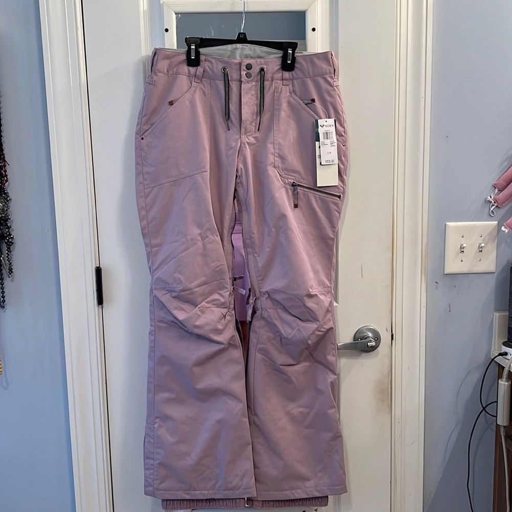 NWT Roxy Nadia Ski pants size large in lavender
